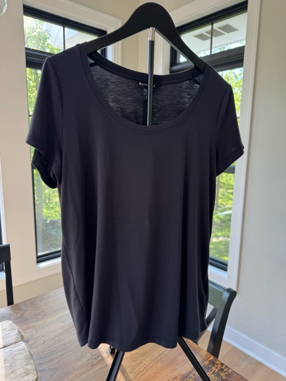 Athleta Black Scoop Neck Short Sleeve Tee